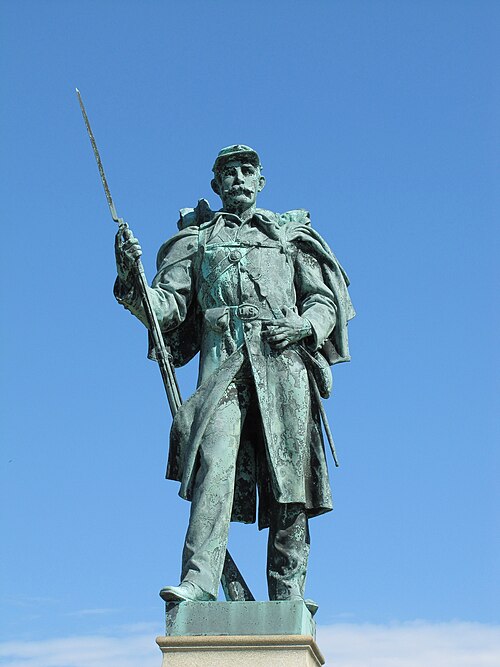 Statue of Union soldier